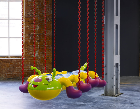Caterpillar Chains by Jeff Koons. Un Certain Etat de Monde?, Garage Center for Contemporary Culture, 2009.
