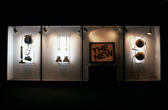 Jeff Koons. The New (A Window Installation), The New Museum of Contemporary Art, New York, 1980.